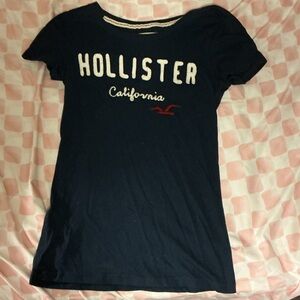 Hollister Women's Navy California Tee